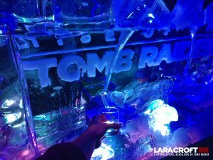 escultura-gelo-uisque-tomb-raider